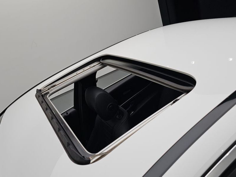 2018 Mercedes-Benz E-Class E220d Avantgarde photo 20