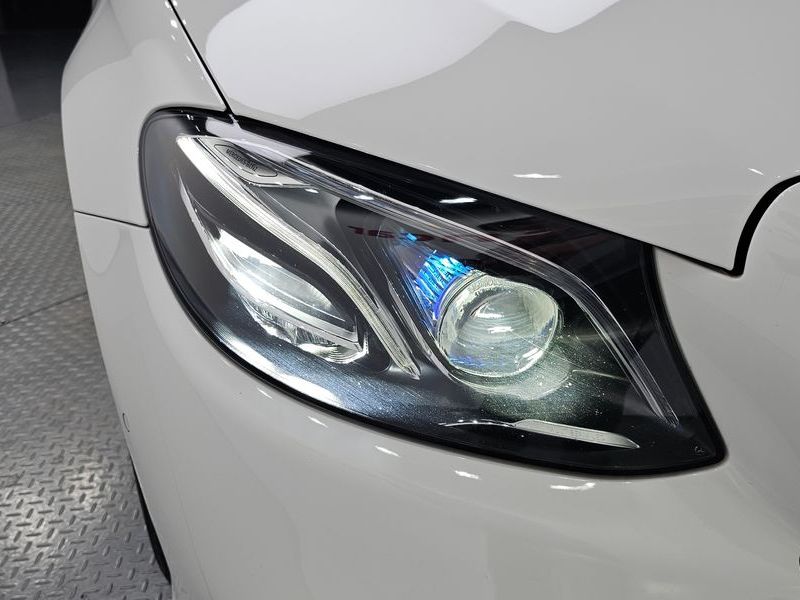 2018 Mercedes-Benz E-Class E220d Avantgarde photo 22