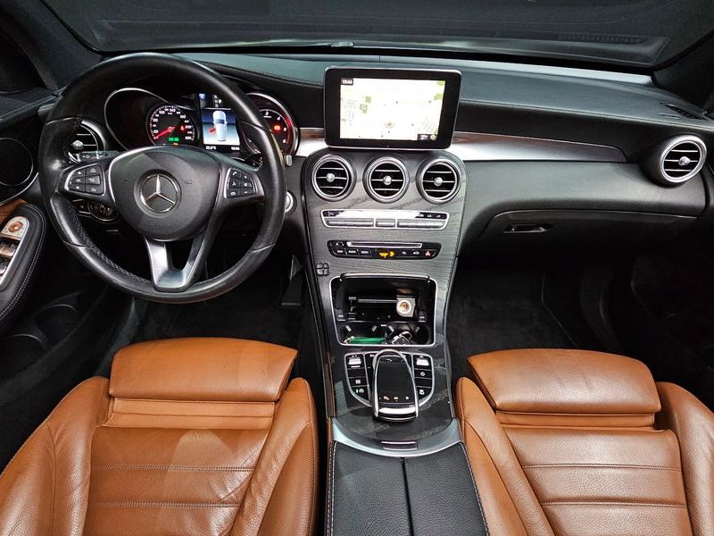 2018 Mercedes-Benz C-Class GLC220 d 4MATIC Premium photo 7