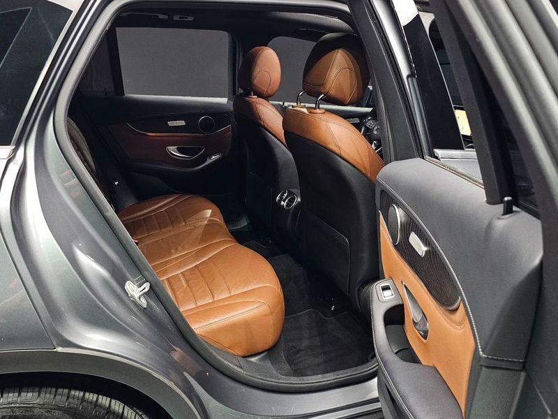 2018 Mercedes-Benz C-Class GLC220 d 4MATIC Premium photo 11