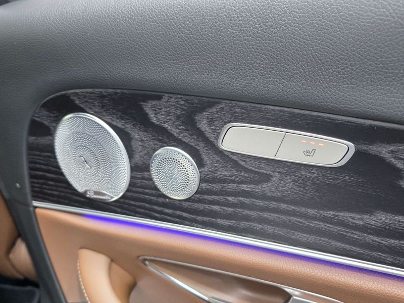 2018 Mercedes-Benz E-Class E300 4MATIC Avnatgarde photo 19