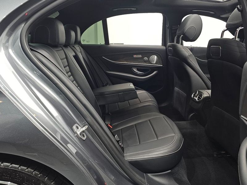 2019 Mercedes-Benz E-Class E350 4MATIC AMG Line photo 12