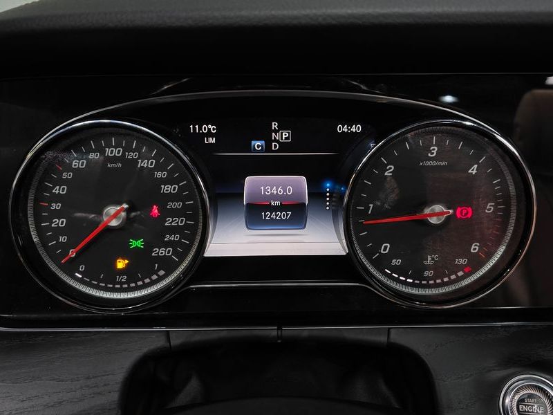 2019 Mercedes-Benz E-Class E220d Cabriolet photo 8