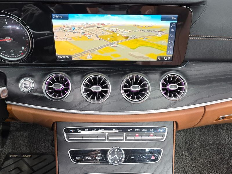 2019 Mercedes-Benz E-Class E220d Cabriolet photo 13