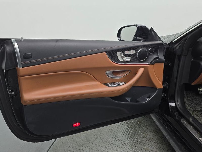 2019 Mercedes-Benz E-Class E220d Cabriolet photo 24