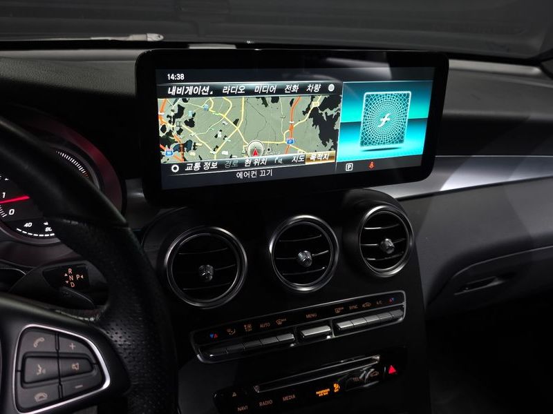 2019 Mercedes-Benz C-Class GCL300 4MATIC Coupe photo 14