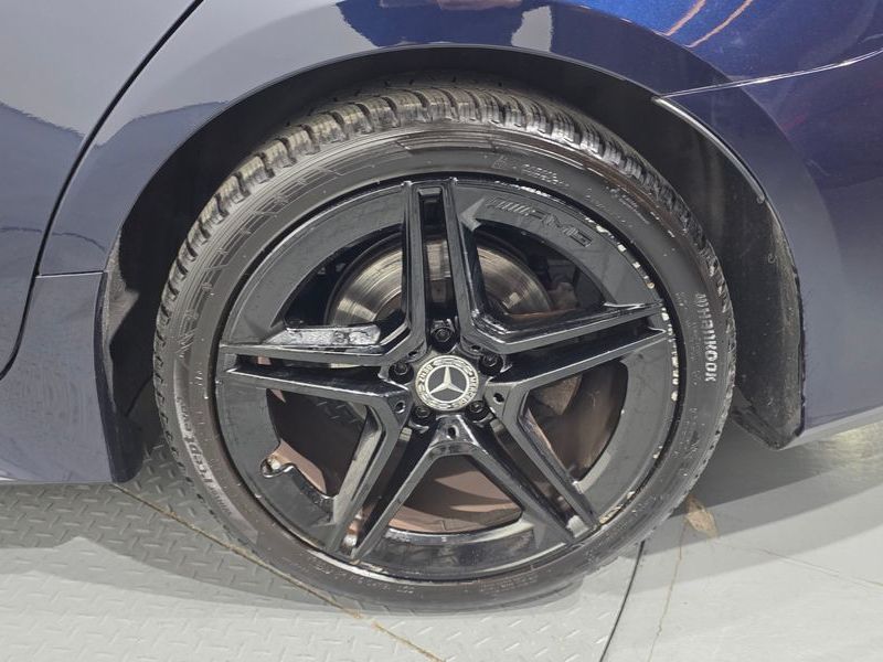 2019 Mercedes-Benz S-Class CLS300d AMG Line photo 21
