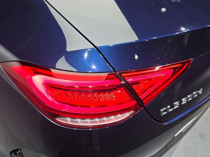 2019 Mercedes-Benz S-Class CLS300d AMG Line photo 23