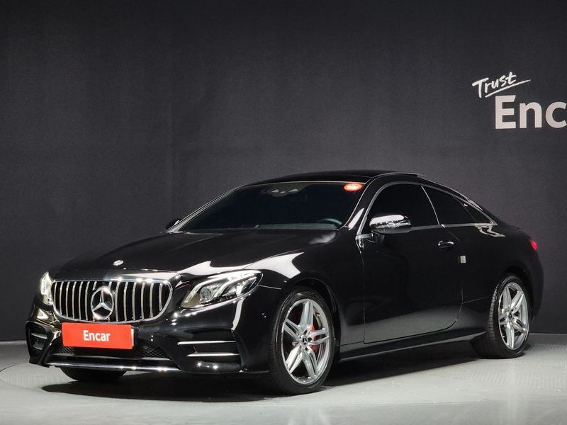 2019 Mercedes-Benz E-Class E220d Coupe photo 1