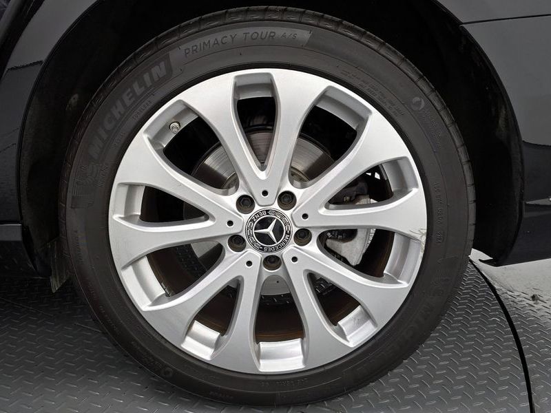 2019 Mercedes-Benz E-Class E300 4MATIC Exclusive photo 21
