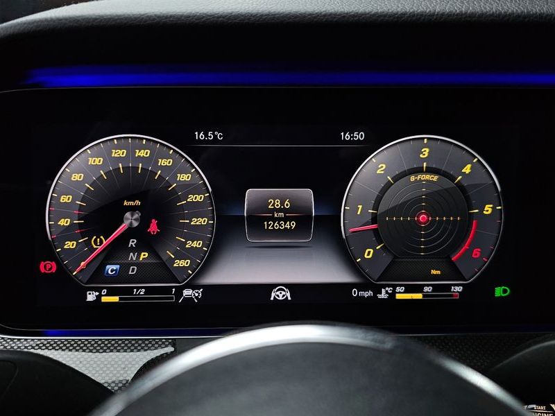 2019 Mercedes-Benz S-Class CLS400d 4MATIC AMG Line photo 8
