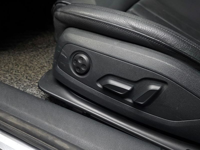 2018 Audi A4 30 TDI Premium photo 28