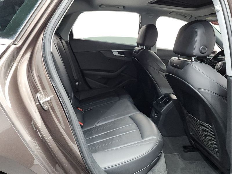 2018 Audi A4 35 TDI Premium photo 11