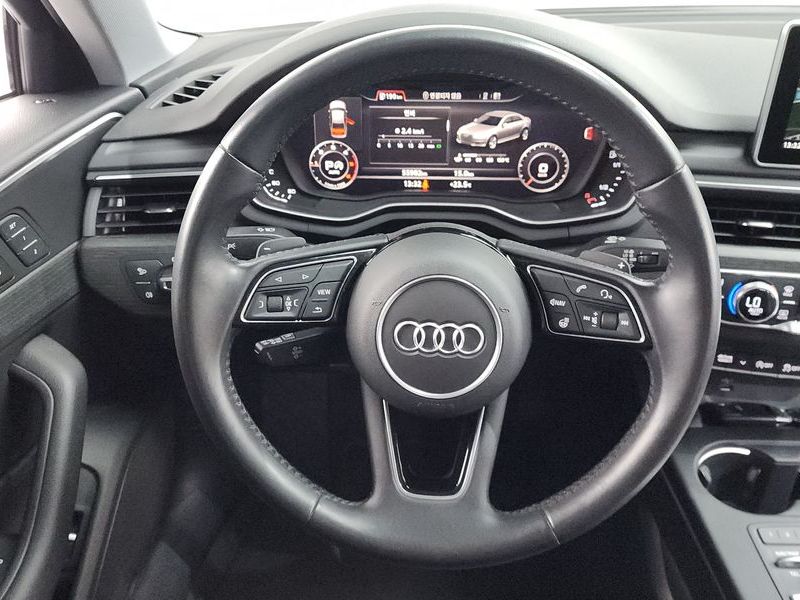 2018 Audi A4 35 TDI Premium photo 14