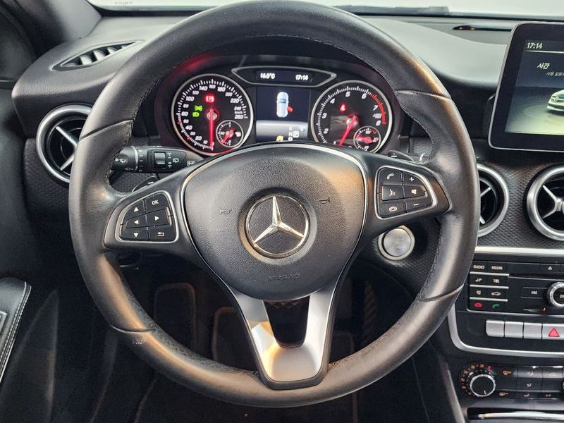 2018 Mercedes-Benz A-Class A200 photo 13