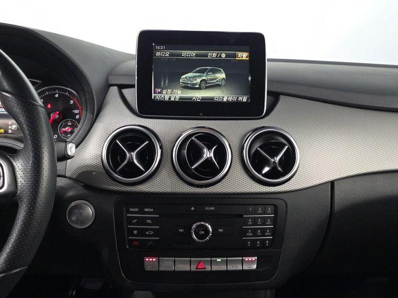 2018 Mercedes-Benz B-클래스 W246 B200 d photo 13