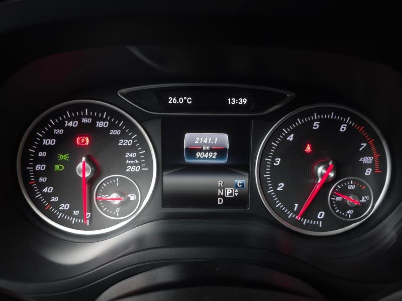 2018 Mercedes-Benz B-클래스 W246 B220 photo 8