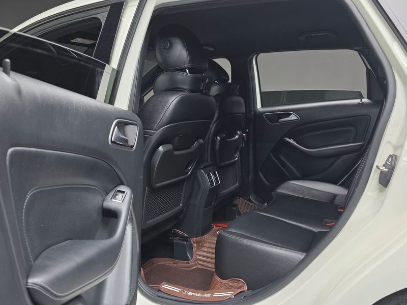2018 Mercedes-Benz B-클래스 W246 B220 photo 17