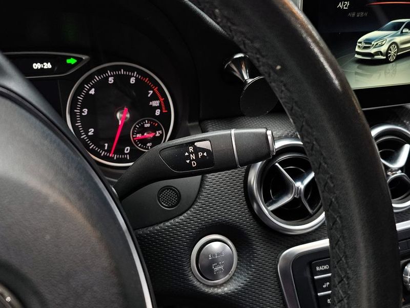 2018 Mercedes-Benz A-Class A200 photo 9