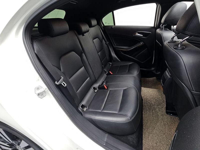 2018 Mercedes-Benz A-Class A200 photo 12