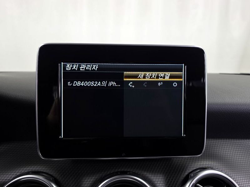 2019 Mercedes-Benz A-Class GLA220 photo 16