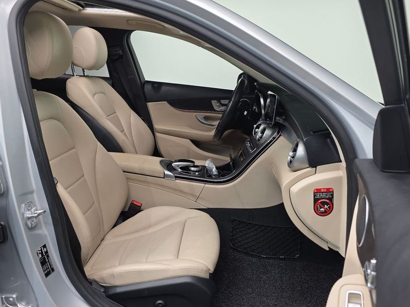 2019 Mercedes-Benz C-Class C220 d Avantgarde photo 10