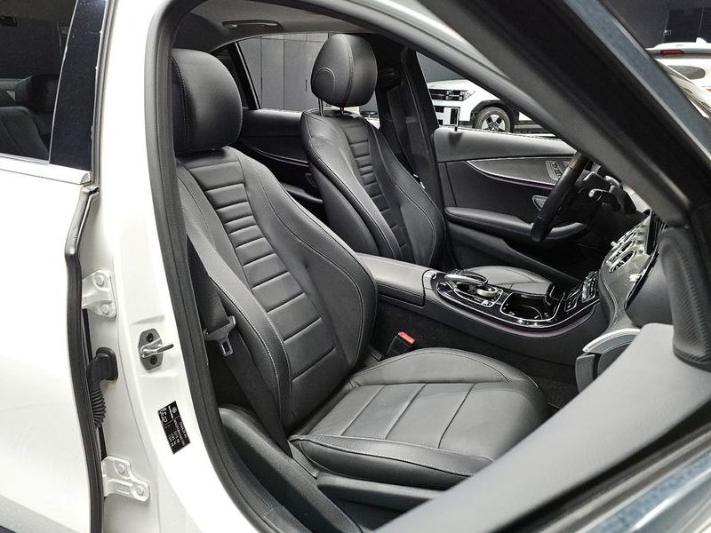 2019 Mercedes-Benz E-Class E300 Avantgarde photo 10