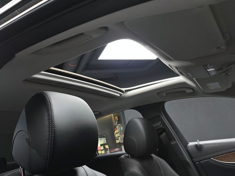 2019 Mercedes-Benz E-Class E220d 4MATIC Exclusive photo 15