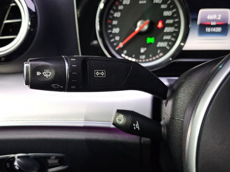 2019 Mercedes-Benz E-Class E300 Avantgarde photo 15