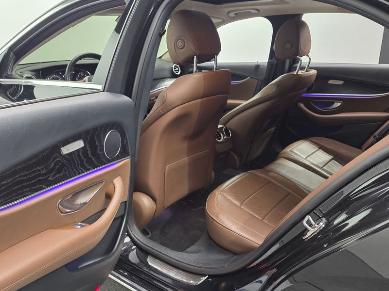 2019 Mercedes-Benz E-Class E220d Avantgarde photo 12