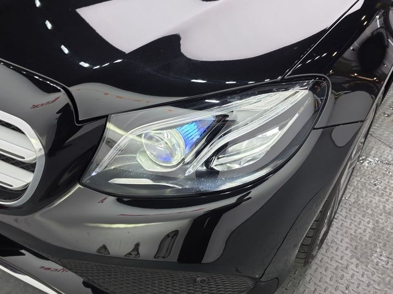 2019 Mercedes-Benz E-Class E220d Avantgarde photo 22