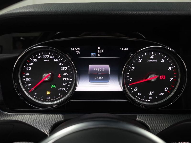 2019 Mercedes-Benz E-Class E300 Avantgarde photo 8