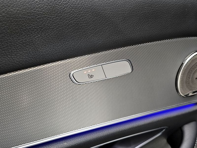 2019 Mercedes-Benz E-Class E300 Avantgarde photo 16