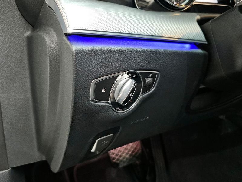 2019 Mercedes-Benz E-Class E300 Avantgarde photo 18