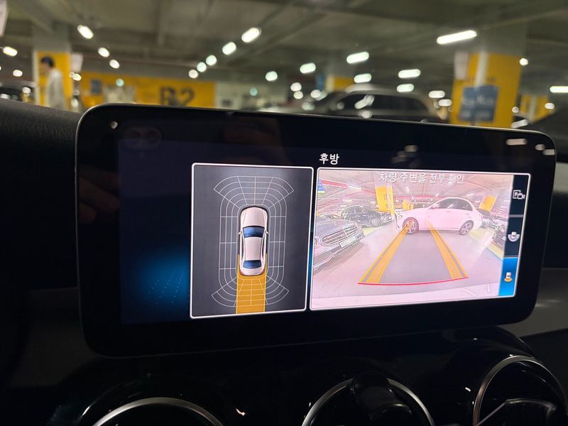 2019 Mercedes-Benz C-Class C200 photo 13