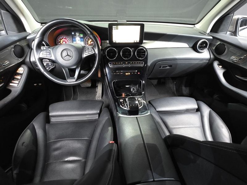 2019 Mercedes-Benz C-Class GLC350e 4MATIC photo 7