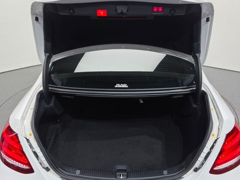 2019 Mercedes-Benz E-Class E300 4MATIC Avnatgarde photo 20