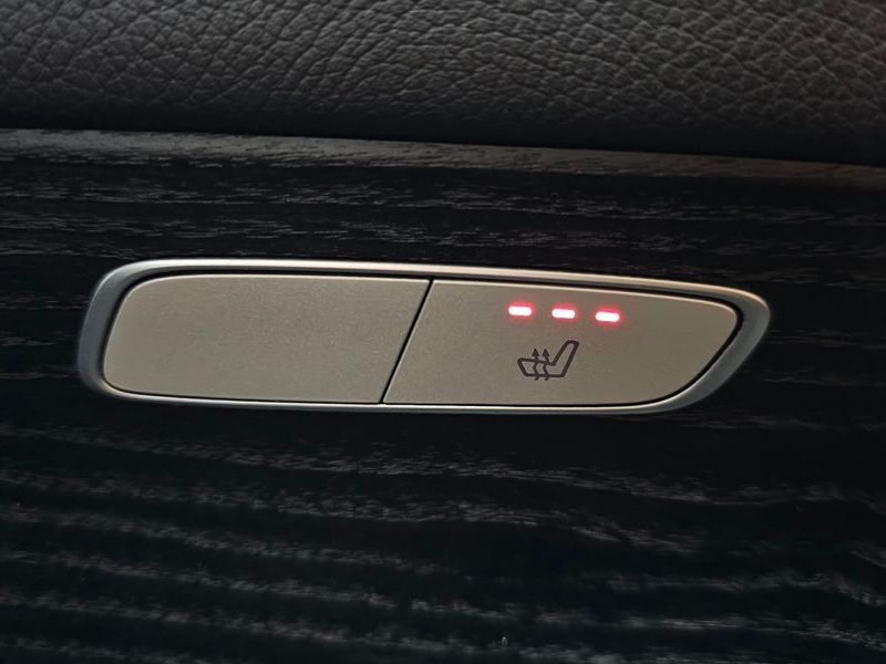 2019 Mercedes-Benz E-Class E220d Avantgarde photo 29