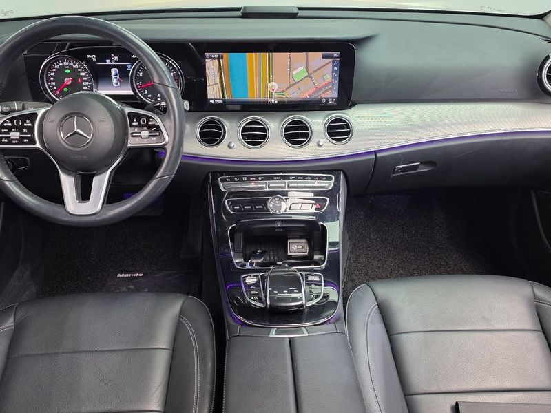 2019 Mercedes-Benz E-Class E300 Avantgarde photo 7