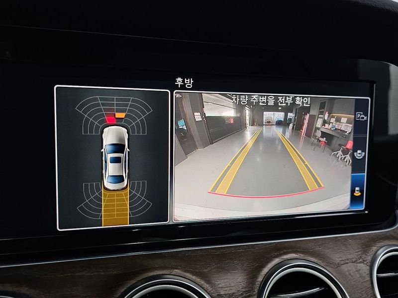 2019 Mercedes-Benz E-Class E220d 4MATIC Exclusive photo 15