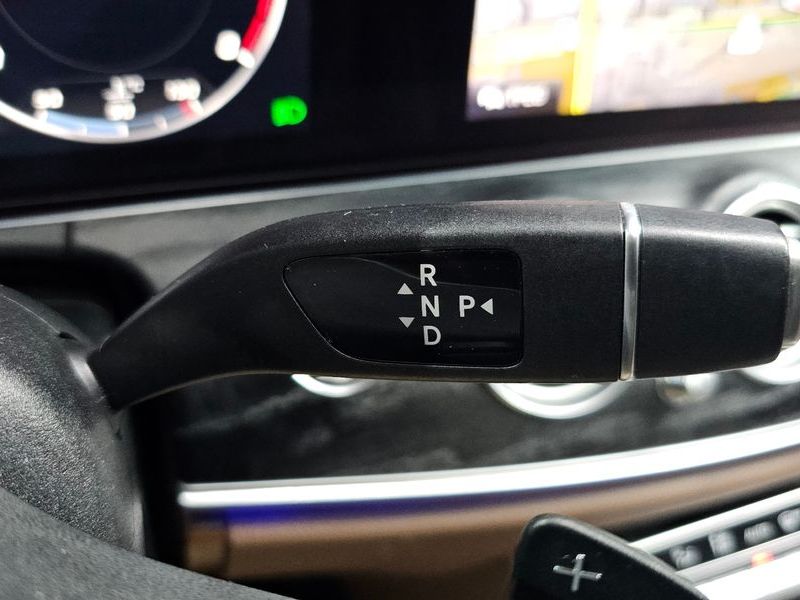 2019 Mercedes-Benz E-Class E300 4MATIC Avnatgarde photo 9
