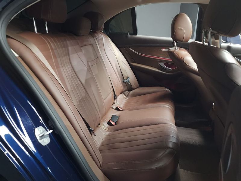 2017 Mercedes-Benz E-Class E220d Exclusive photo 12