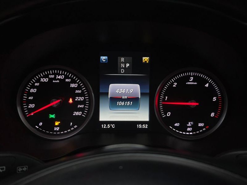 2017 Mercedes-Benz C-Class GLC220 d 4MATIC photo 8
