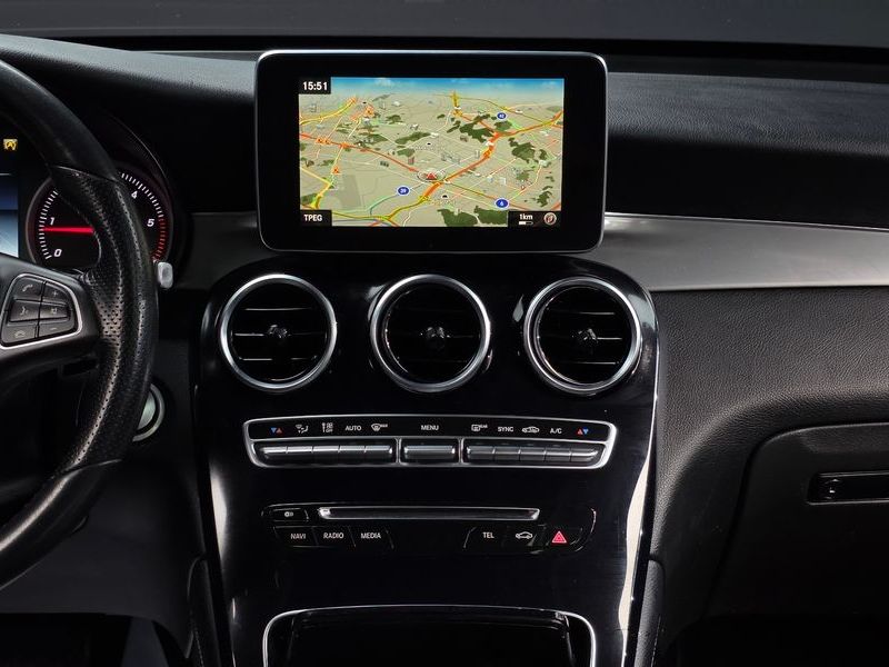2017 Mercedes-Benz C-Class GLC220 d 4MATIC photo 13