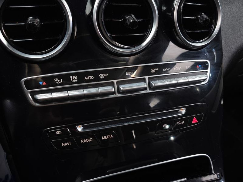 2017 Mercedes-Benz C-Class GLC220 d 4MATIC photo 19