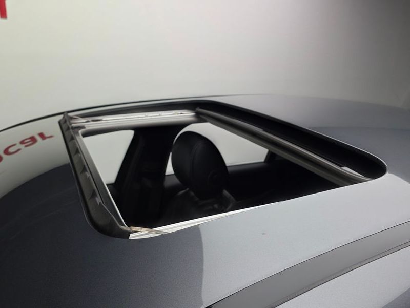 2017 Mercedes-Benz E-Class E220d Exclusive photo 19