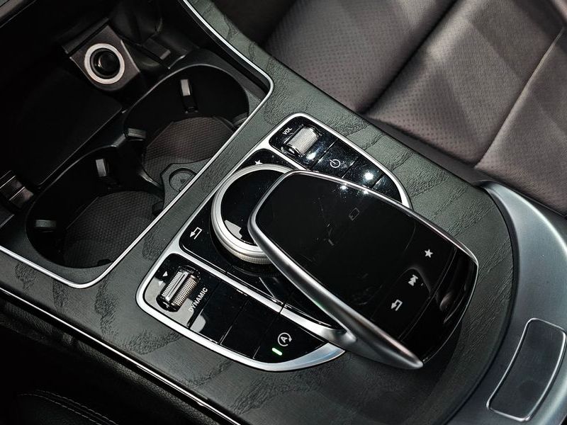 2017 Mercedes-Benz C-Class C250 d 4MATIC photo 17