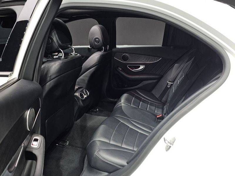 2017 Mercedes-Benz C-Class C250 d 4MATIC photo 18