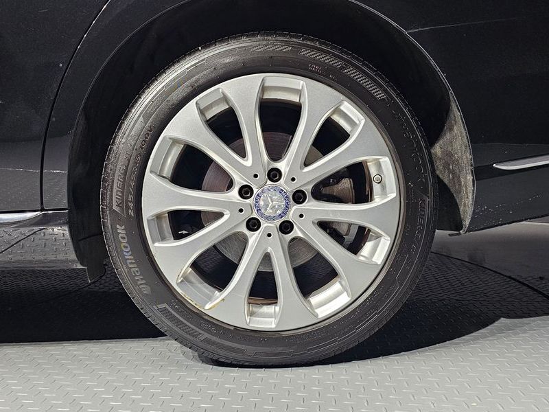 2017 Mercedes-Benz E-Class E220d Exclusive photo 21