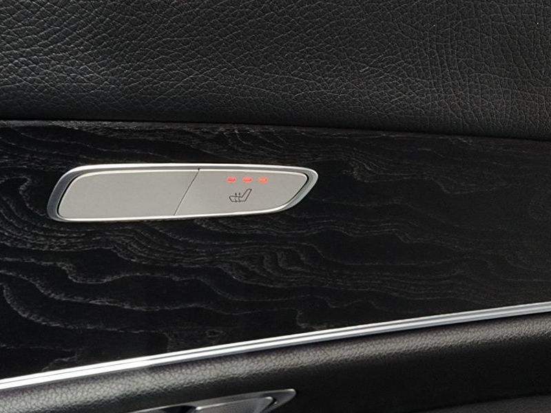 2017 Mercedes-Benz E-Class E300 Avantgarde photo 19